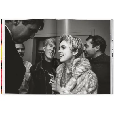 Andy Warhol and Friends wer. angielska
