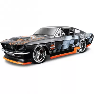 Ford Mustang GT 1:24 Maisto