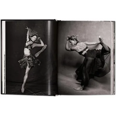 Peter Lindbergh. Azzedine Alaia wer. angielska