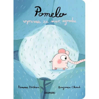 Pomelo wyrusza za mur ogrodu