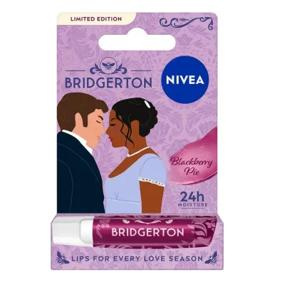 Nivea Bridgerton Edition piel�gnuj�ca pomadka do ust Blueberry Pie 4.8 g