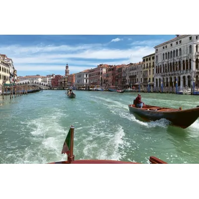 A Guide to Drinking in Venice