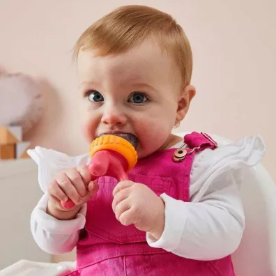 Gryzak silikonowy do podawania pokarmu Strawberry Shake b.box