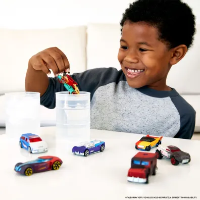 Hot Wheels Samochodzik zmieniaj�cy kolor BHR15 Mattel