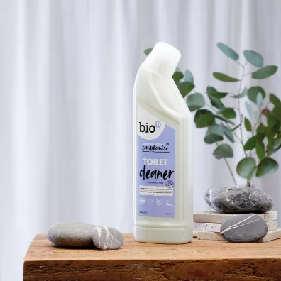 Bio-D Skoncentrowany p�yn do mycia toalet 750 ml