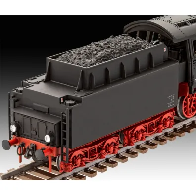 Lokomotywa 1:87 Schnellzuglokomotive BR03 Revell