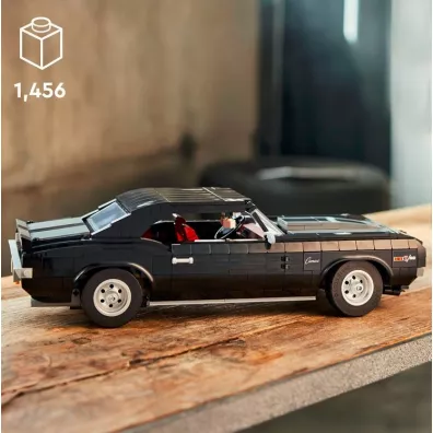 LEGO Icons Chevrolet Camaro Z28 10304