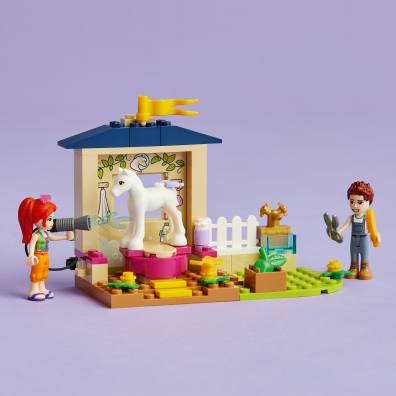 LEGO Friends Kpiel dla kucykw w stajni 41696