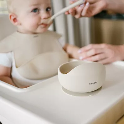 Babyono Silikonowa miseczka z przyssawk