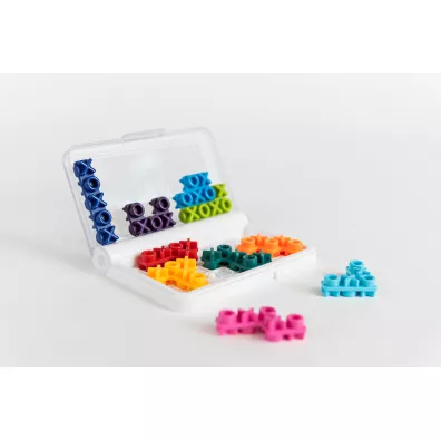 Smart Games IQ. XOXO (ENG) IUVI Games