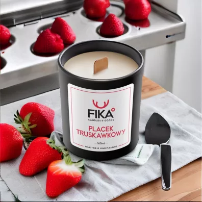 Fika Candles&Goods wieca sojowa - Placek truskawkowy 160 ml
