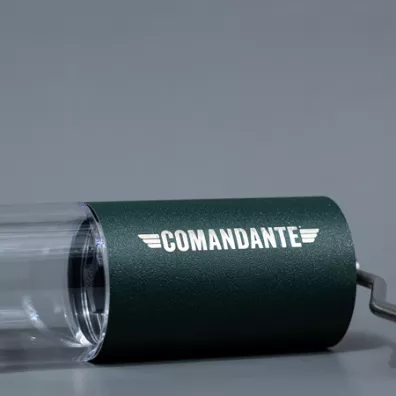 Comandante M�ynek C40 MK4 Nitro Blade Racing Green