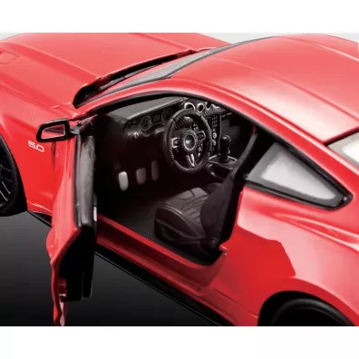 Ford Mustang GT 2015 1:24 MI 39126 Maisto
