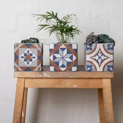 Esschert Design Betonowa doniczka Azulejos 11cm