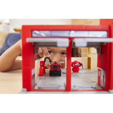 Matchbox Prawdziwe Przygody Remiza stra�acka Zestaw �wiat�a i d�wi�ki HBD76