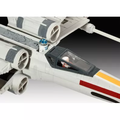 Star Wars My�liwiec X-Wing Revell