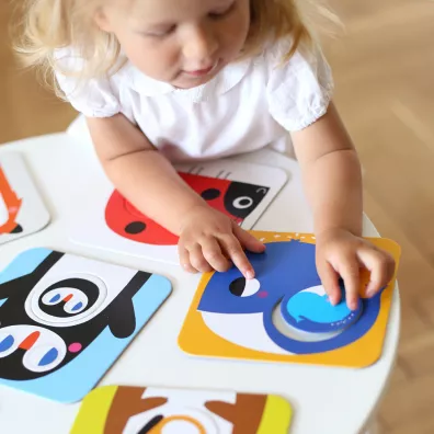 Puzzle z dziurk Maluchy Bright Junior Media