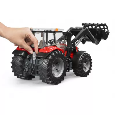 Traktor Massey Ferguson 7600 z �adowark� Bruder