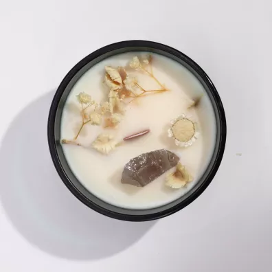 wieca Hop Hare z Kamieniami i Kwiatami Sia z kart tarota