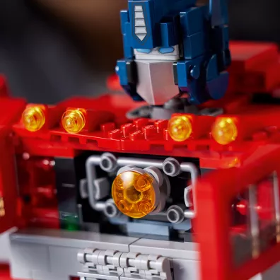 LEGO ICONS Optimus Prime 10302