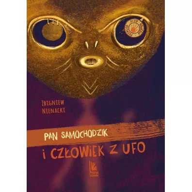 Pan Samochodzik i cz�owiek z ufo - Zbigniew Nienacki