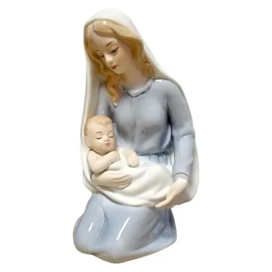 Figurka Matka Bo�a z dzieci�tkiem 19cm