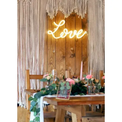 PartyDeco Neon led Love bia�y 61x27.4 cm