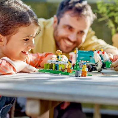 LEGO City Ciarwka recyklingowa 60386