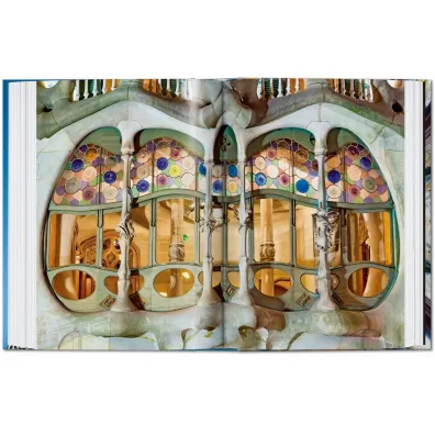 Gaud�. The Complete Works. 40th Ed. wer. angielska