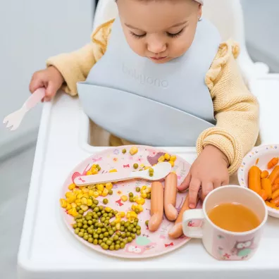 Babyono Mikki liniak z kieszonk i regulowanym zapiciem