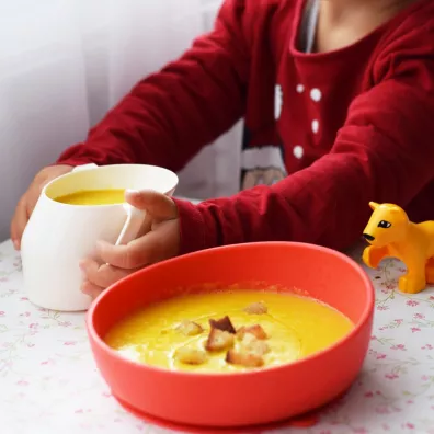 Doidy Cup Miseczka-talerzyk doidy bowl z przyssawk - czerwony