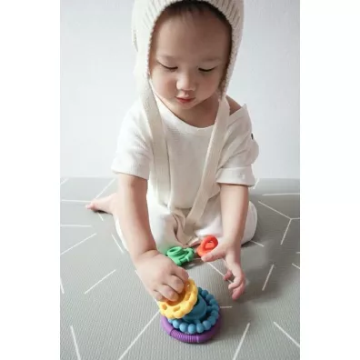 Silikonowy gryzak Ma�a Wie�a Jellystone Designs