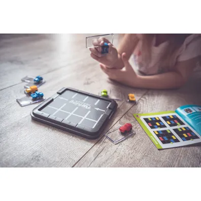 Smart Games. Parking Puzzler (ENG) IUVI Games