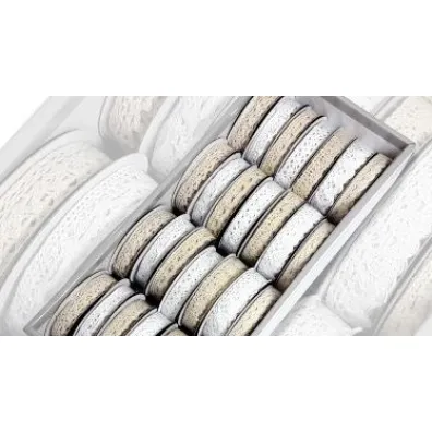 Polsirhurt Wst��ka ozdobna H019 koronka 1,5cmx3m 1 szt mix / bia�a i ecri /