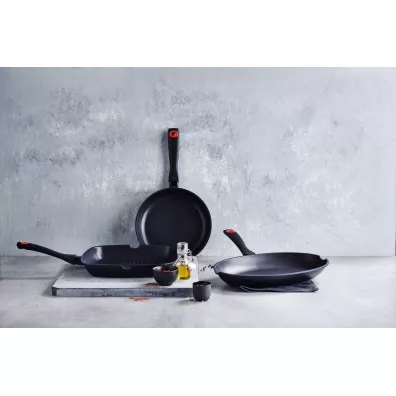 Beka Patelnia do nalenikw z nieprzywierajc powok 28cm Energy 13528274