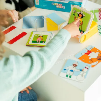 Smart Games. Dress Code - modnie i wygodnie (PL) IUVI Games