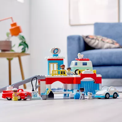 LEGO DUPLO Parking pi�trowy i myjnia samochodowa 10948