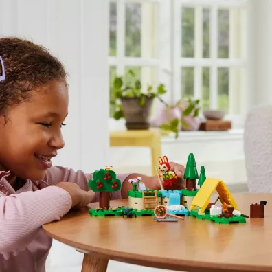 LEGO Animal Crossing Zabawy na �wie�ym powietrzu Bunnie 77047