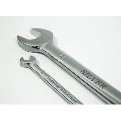 Silver Zestaw kluczy p�asko-oczkowych z grzechotk� 8 el.
