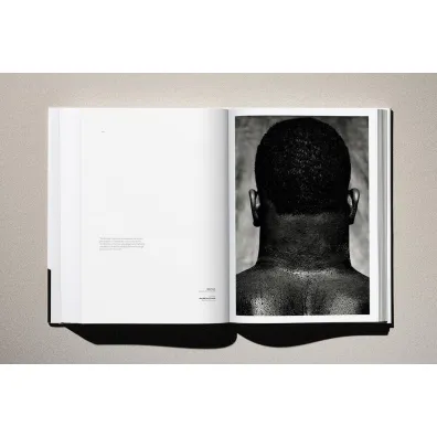 Albert Watson. Kaos
