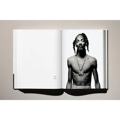 Albert Watson. Kaos