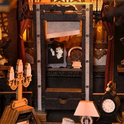 Puzzle Miniaturowy domek Book Nook Dracula family Habarri