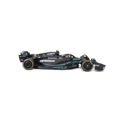 Bburago formula f1 mercedes-amg petronas team w14 e lewis hamilton 1:24