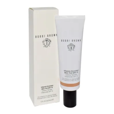 Bobbi Brown Podk�ad do twarzy Nude Finish Tinted Moisturizer Medium Neutral 50 ml