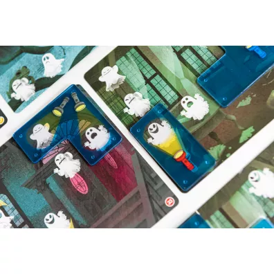 Smart Games. Ghost Hunters (ENG) IUVI Games