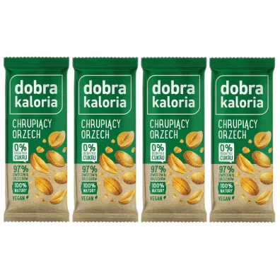 Dobra Kaloria Baton owocowy chrupicy orzech Zestaw 4 x 35 g