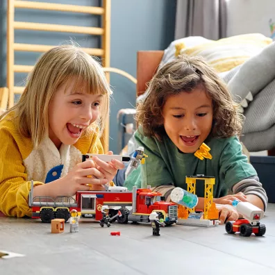 LEGO City Stra�acka jednostka dowodzenia 60282