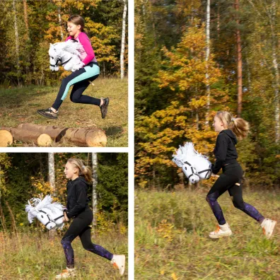 Hobby Horse Skippi. Ko� na kiju bia�y