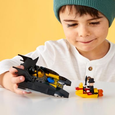 LEGO DC Batman Pocig Batodzi za Pingwinem 76158