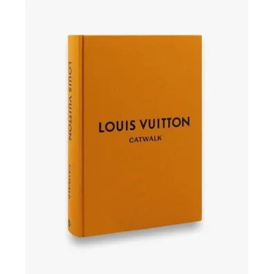 Louis Vuitton Catwalk wer. angielska